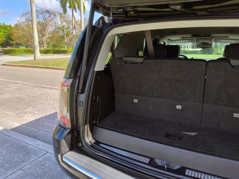 Used 2017 GMC Yukon Denali w/ Open Road Package image 55