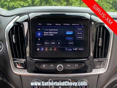 Used 2020 Chevrolet Traverse LT w/ LT Premium Package FWD image 33