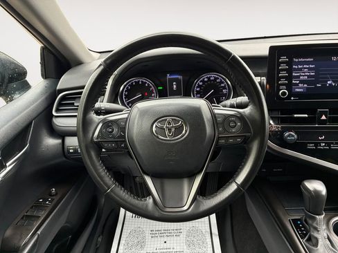 Used 2023 Toyota Camry SE w/ Convenience Package image 12