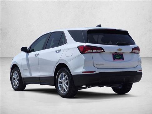 Used 2024 Chevrolet Equinox LS FWD image 8