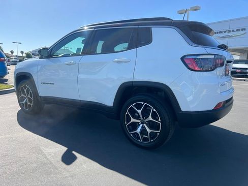 Used 2025 Jeep Compass Limited AWD/4WD image 20