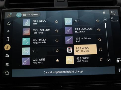 Used 2023 Land Rover Discovery HSE R-Dynamic image 16