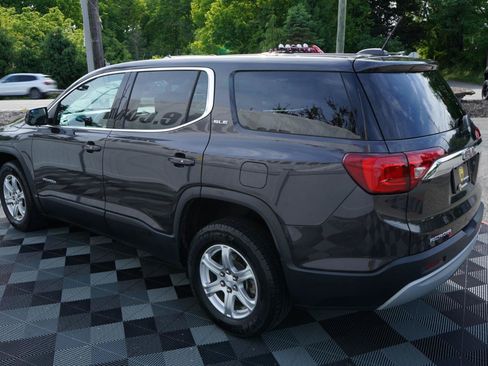 Used 2019 GMC Acadia SLE FWD image 9