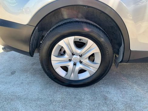 Used 2014 Toyota RAV4 LE FWD image 23