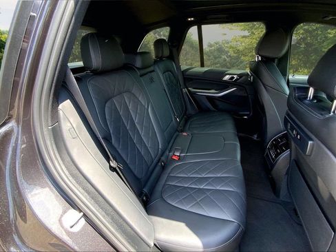 Used 2023 BMW X5 xDrive40i w/ Premium Package AWD/4WD image 25