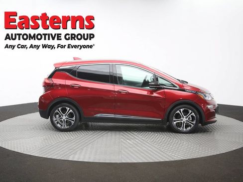 Used 2018 Chevrolet Bolt Premier w/ Driver Confidence II Package FWD image 47