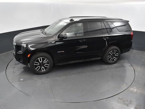 Used 2024 GMC Yukon AT4 w/ Technology Package AWD/4WD image 35