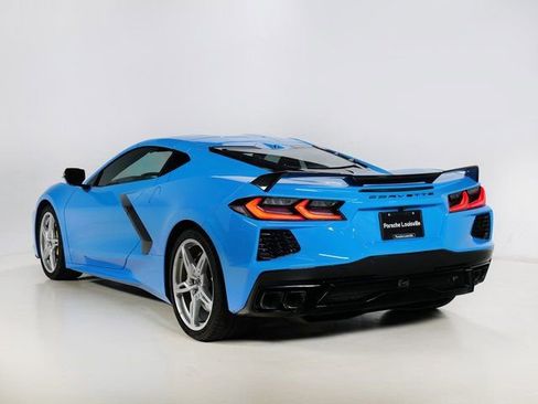 Used 2023 Chevrolet Corvette Stingray Preferred Cpe w/ Z51 Performance Package RWD image 32