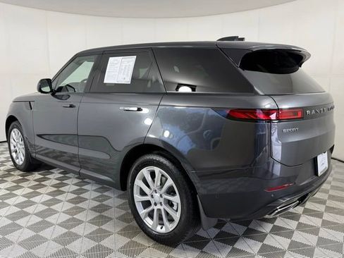 Used 2023 Land Rover Range Rover Sport SE image 4