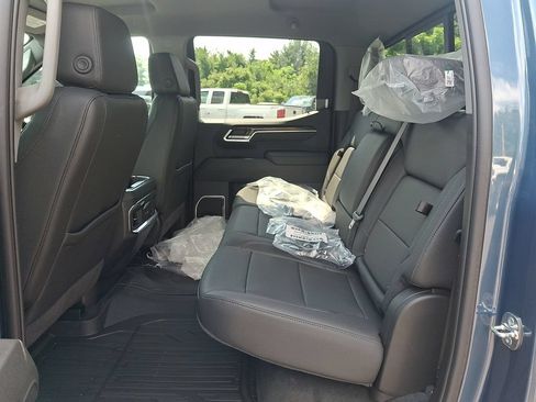 New 2026 GMC Sierra 1500 Elevation w/ Elevation Premium Package AWD/4WD image 6