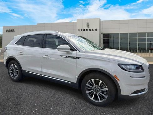 Used 2022 Lincoln Nautilus FWD w/ Premium Package image 1