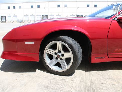 Used 1989 Chevrolet Camaro RS RWD image 39