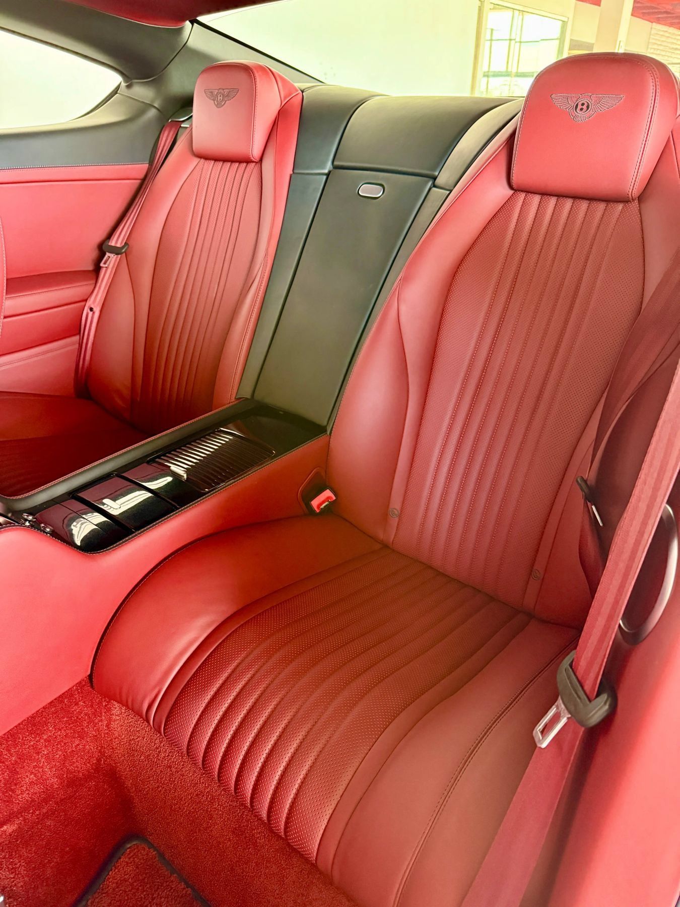 Used 2016 Bentley Continental GT AWD/4WD image 26