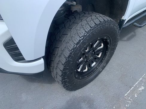 Used 2019 Chevrolet Silverado 1500 RST w/ All-Star Edition AWD/4WD image 2