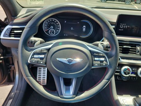 Used 2022 Genesis G70 3.3T RWD image 23