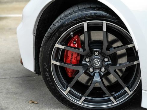 Used 2020 Nissan 370Z NISMO RWD image 62