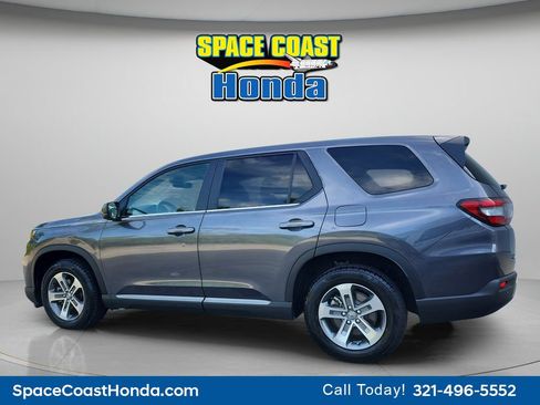 Certified 2024 Honda Pilot EX-L image 11