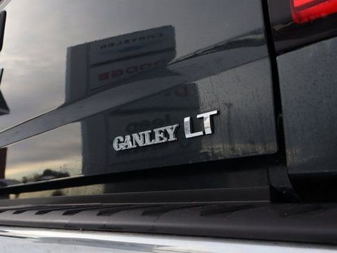 Used 2018 Chevrolet Silverado 1500 LT w/ All Star Edition image 36