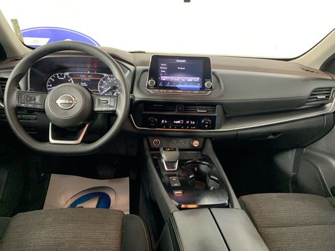 Used 2023 Nissan Rogue SV FWD image 34