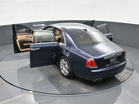 Used 2013 Rolls-Royce Ghost image 44