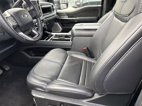 Used 2025 Ford F350 Platinum image 9