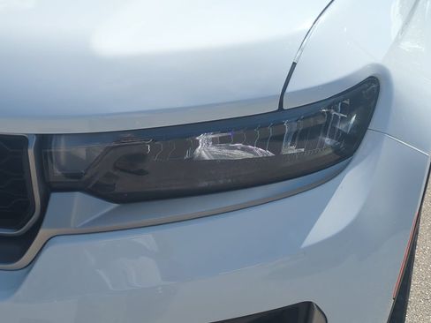 New 2026 Jeep Grand Cherokee L Limited RWD image 10
