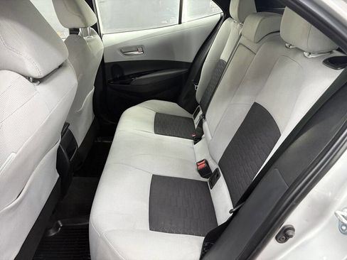 Used 2021 Toyota Corolla SE image 10