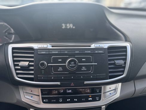 Used 2015 Honda Accord LX image 11