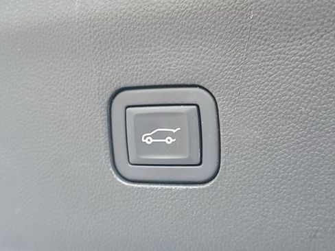 Certified 2024 Buick Enclave Essence w/ Trailering Package, 5000 lbs. FWD image 8