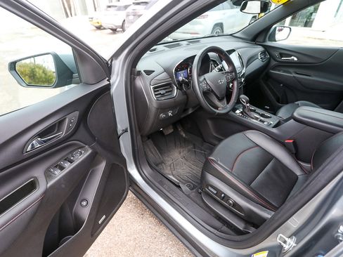 Used 2024 Chevrolet Equinox RS w/ RS Leather Package image 10