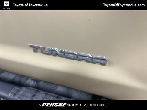 Used 2020 Toyota Tundra SR5 w/ SR5 Upgrade Package AWD/4WD image 9