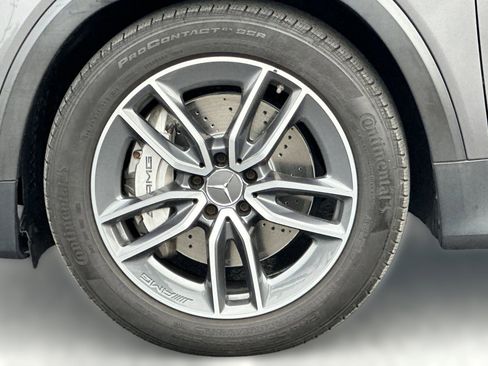 Used 2022 Mercedes-Benz GLB 35 AMG 4MATIC image 11