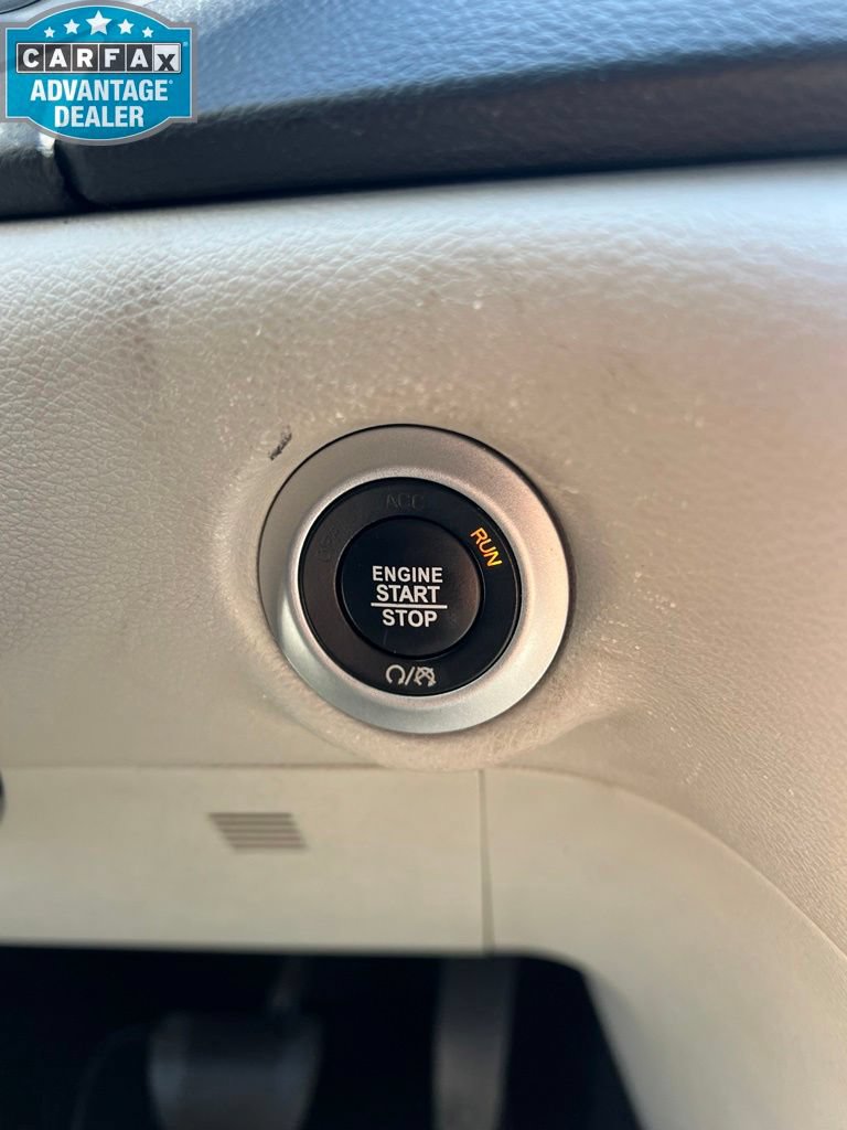 Used 2022 Chrysler Pacifica Touring-L FWD image 10