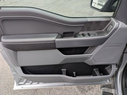 Used 2025 Ford F150 XLT w/ Equipment Group 301A Standard image 6