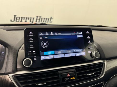 Used 2022 Honda Accord Sport image 13