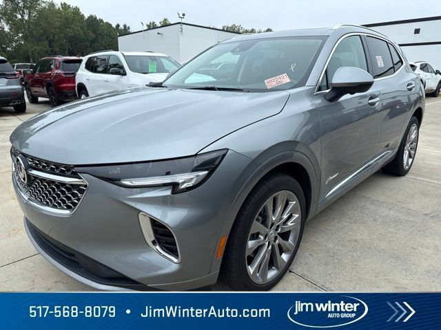 Used 2023 Buick Envision Avenir AWD/4WD image 2