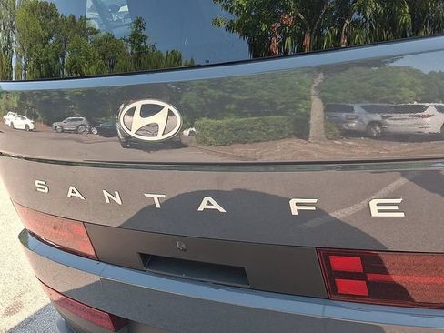 Used 2025 Hyundai Santa Fe SEL AWD/4WD image 36