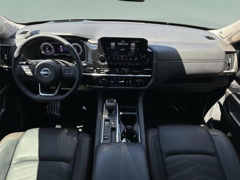 Certified 2025 Nissan Pathfinder Platinum w/ Cargo Package image 12