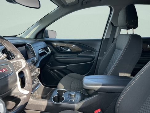 Used 2021 GMC Terrain SLE w/ Driver Convenience Package image 22