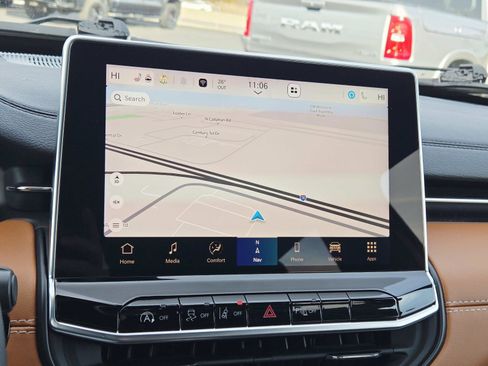 Used 2024 Jeep Compass Limited w/ Elite Group image 28