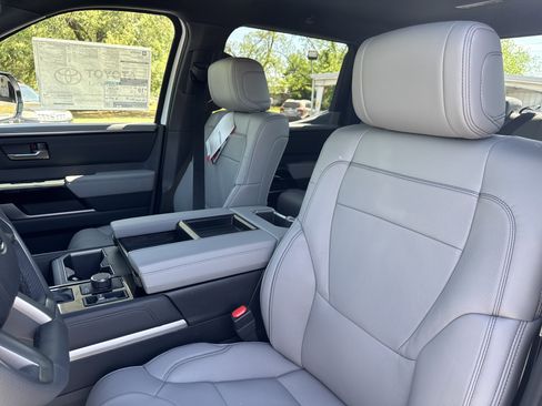 New 2026 Toyota Tundra Limited AWD/4WD image 14