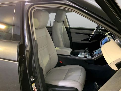 Used 2023 Land Rover Range Rover Evoque SE AWD/4WD image 8