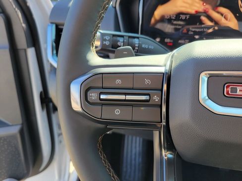 New 2026 GMC Terrain AT4 w/ Convenience Package III image 17