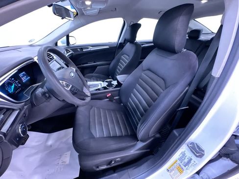 Used 2014 Ford Fusion SE FWD image 14