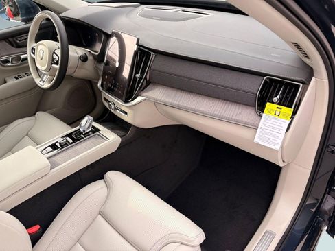 New 2026 Volvo XC90 B6 Ultra w/ Protection Package AWD/4WD image 28