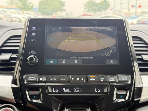 Used 2018 Honda Odyssey EX image 38