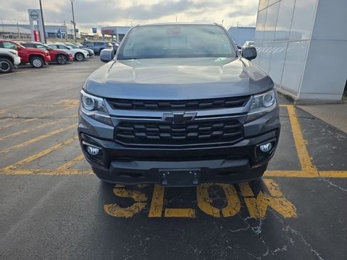 Used 2021 Chevrolet Colorado LT w/ Safety Package image 11