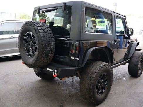 Used 2017 Jeep Wrangler Sport AWD/4WD image 4
