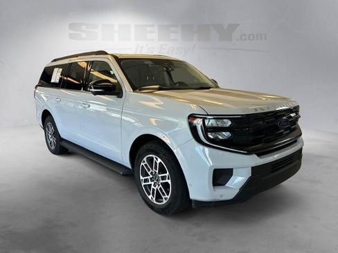 Certified 2025 Ford Expedition Max Active AWD/4WD image 2