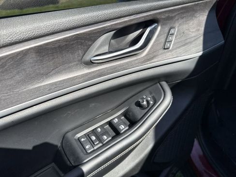 Used 2023 Jeep Grand Cherokee L Limited AWD/4WD image 22